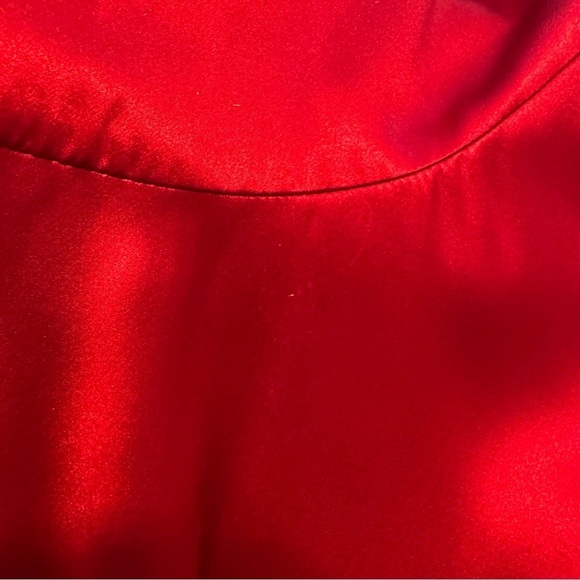 Badgley Mischka Dress Crimson Red Maxi Silk Formal High Low Prom Size 2 - Picture 16 of 16